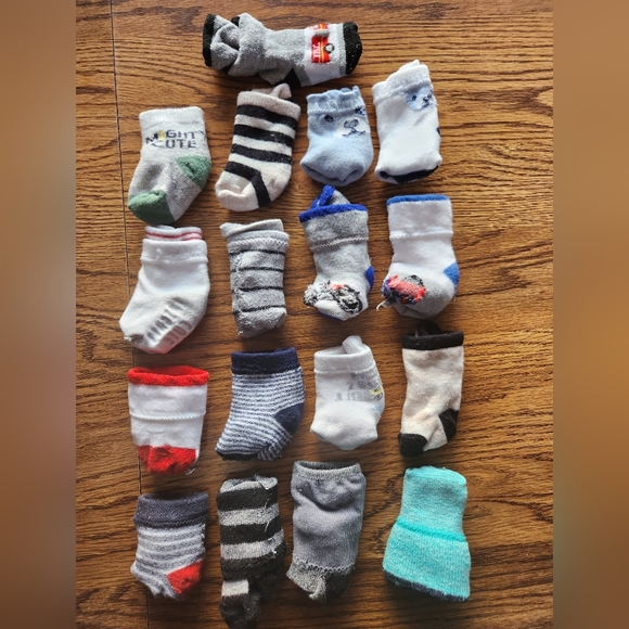 Newborn socks - Picture 1 of 2
